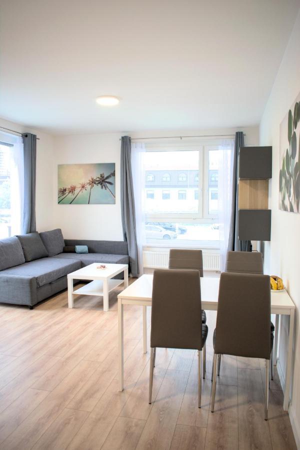 Brand New Apartment By Hockey Stadium 브라티슬라바 외부 사진