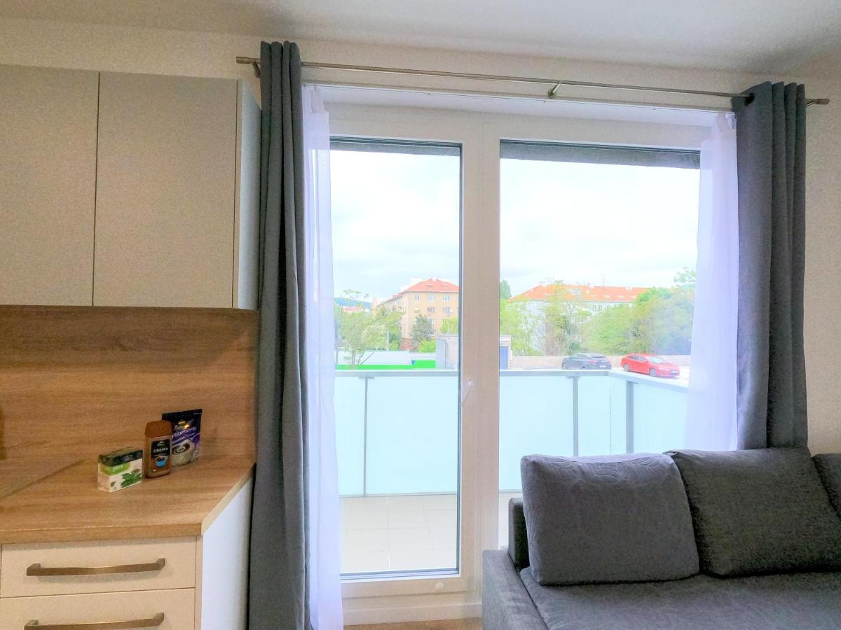 Brand New Apartment By Hockey Stadium 브라티슬라바 외부 사진